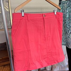 Lee Women's Mini Skirt in Coral